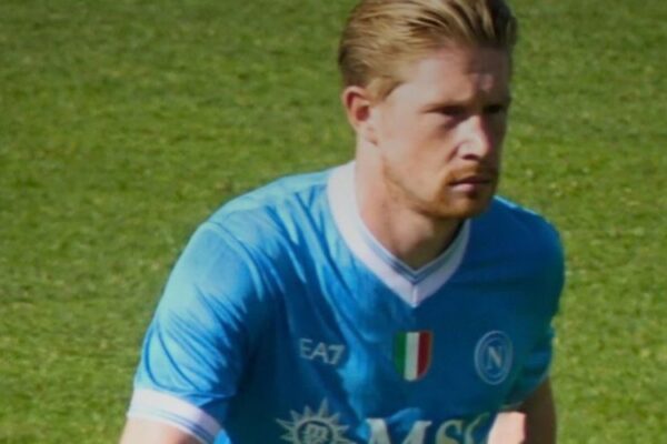 Na estreia de De Bruyne, Napoli perde amistoso para time da Terceirona da Itália Na EstreiNa estreia de De Bruyne, Napoli perde amistoso para time da Terceirona da ItáliaaDeDeBruyneNapoliPerdeAmistosoParaTimeDaTerceironaDaItalia
