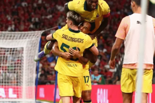 Milan ofusca estreia de Wirtz e vence Liverpool em amistoso de seis gols