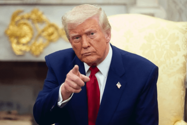 Decisão de Trump ameaça vacinas contra câncer, HIV e pode atrasar avanços para futuras pandemias