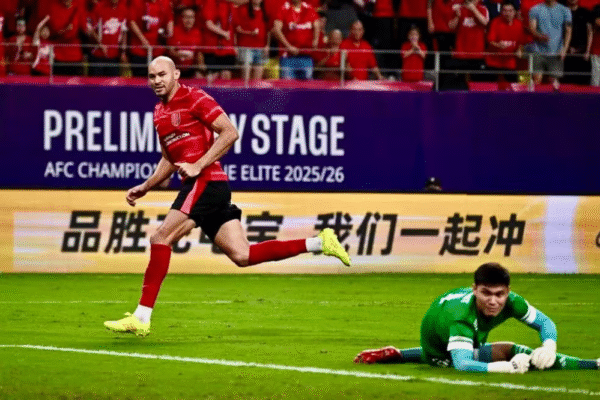 Ex-Bragantino, Felipe Silva atinge 100 gols no futebol asiático e garante vaga inédita na Champions da Ásia