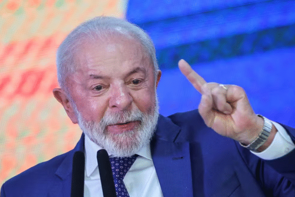 Brasil entrega resposta aos EUA, defende o Pix, a soberania do STF, e diz que não adota práticas desleais no comércio