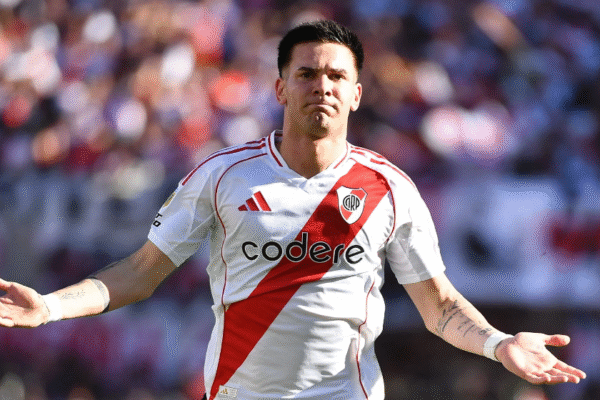 Mastantuono completa 18 anos e é apresentado pelo Real Madrid: “Sonho realizado”