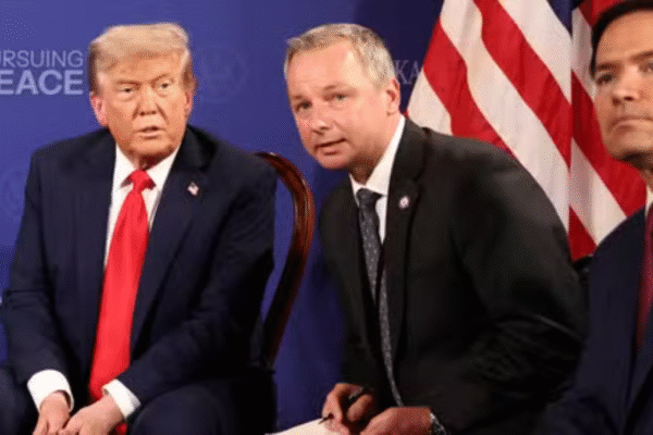 Trump convida líderes europeus para reunião com Zelensky na Casa Branca nesta segunda-feira, 18