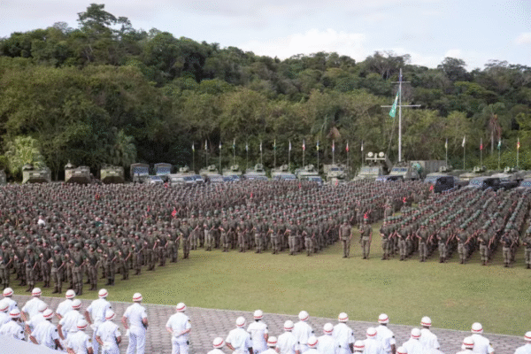 Operação anual da Marinha com presença dos EUA é cancelada para blindar parceria militar de crise política