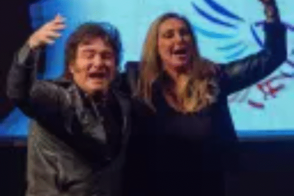 Investigação contra irmã ameaça popularidade de Javier Milei