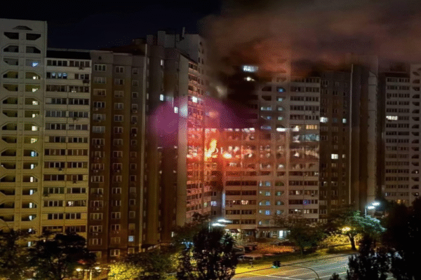 Ataques russos na capital ucraniana matam 3 e ferem 24