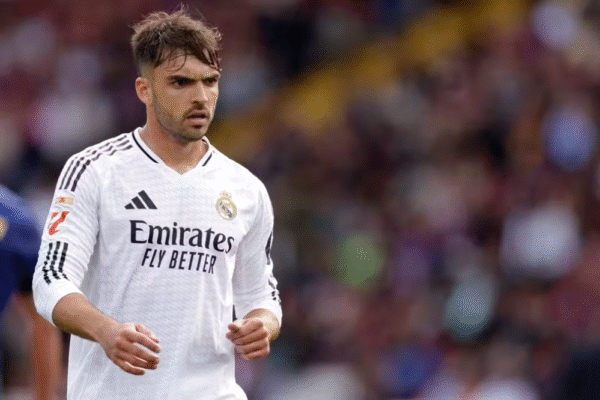 Promotoria da Espanha pede prisão de zagueiro do Real Madrid por distribuição de pornografia infantil