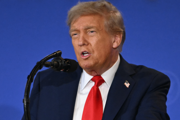 Trump ameaça abrir investigação na Seção 301 para reverter ações antitruste da UE a big techs