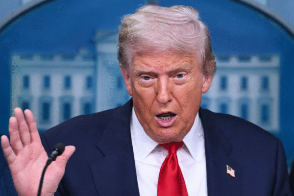 Trump reage a maior ataque aéreo russo contra Ucrânia: ‘Não estou feliz com a situação’