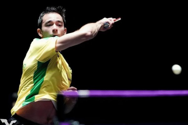 Tênis de Mesa: Hugo Calderano fatura mais uma bolada com vaga nas semis do WTT Macau