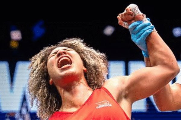 Rebeca Lima conquista o ouro no Mundial de Boxe; Bolinha, Falcão e Isaias levam a prata