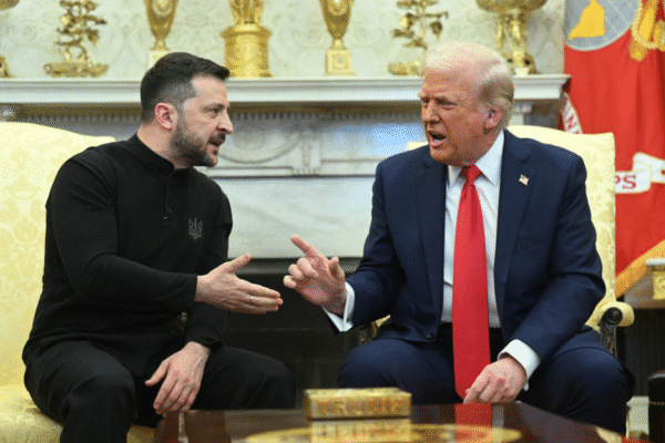 Zelenski diz confiar nos EUA para fim de guerra contra Rússia, e Trump cita momento para acordo