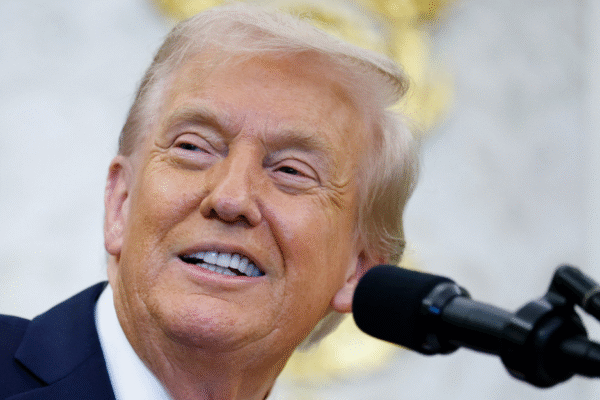 Trump diz que China usa Venezuela para contrabandear fentanil e promete cobrar Xi sobre o tema