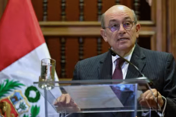 México rejeita rompimento diplomático com Peru após concessão de asilo e afirma compromisso com direitos humanos