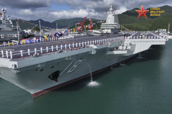 China fortalece poder naval com operação do porta-aviões Fujian