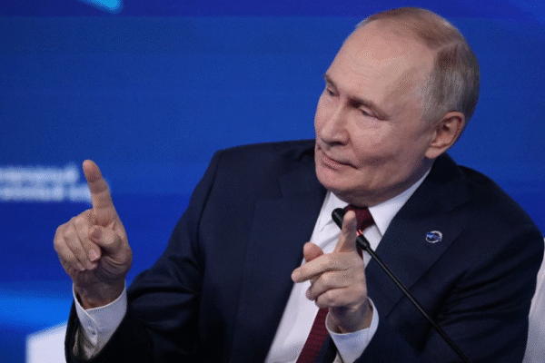 Rússia sinaliza retomada de testes nucleares em resposta à movimentação americana