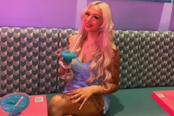 Carcereira brasileira condenada após relacionamentos com presos em cadeia de segurança máxima no Reino Unido