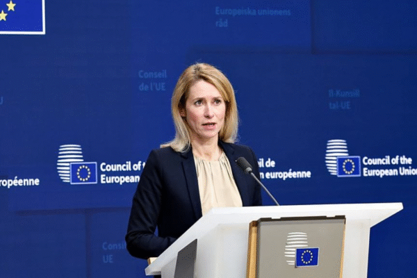 Kaja Kallas alerta Trump sobre falta de seriedade do plano de paz russo para a Ucrânia