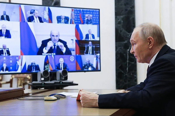 Putin vê plano dos EUA como possível base para acordo de paz na Ucrânia