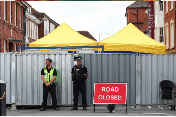 Polícia italiana intensifica busca por abusos trabalhistas em gigantes da moda de luxo
